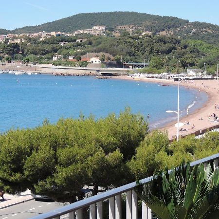 Emplacement Privilegie Pour Ce Bel Appartement Saint-Raphaël 外观 照片